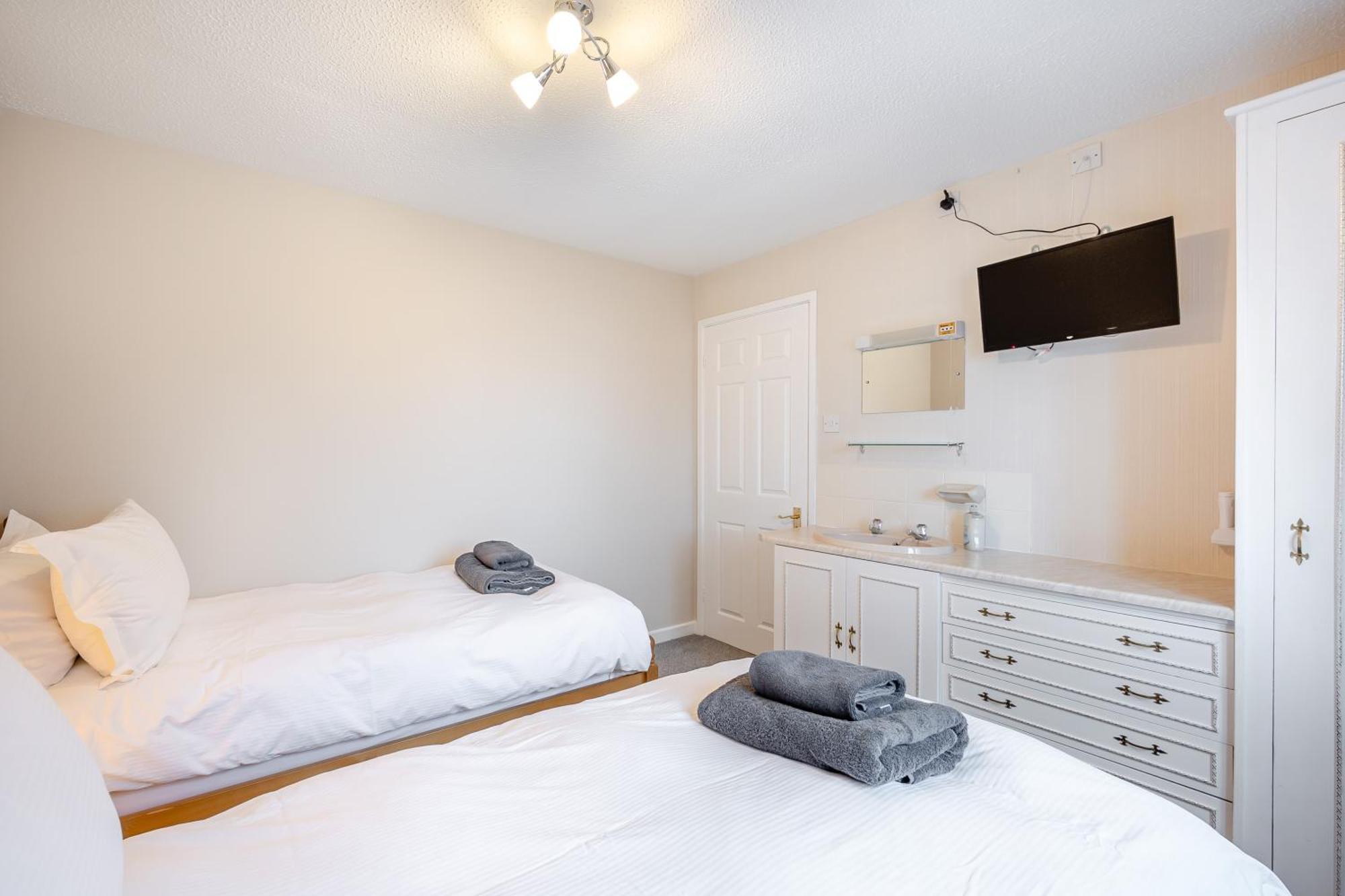Elvington Cottage - Family-Friendly Cheerful House At The Heart Of The Cotswolds Bourton-on-the-Water Exterior foto
